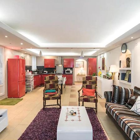 Appartement Indépendant en maison à 15 MIN de LYON Saint-Symphorien-dʼOzon Exterior foto